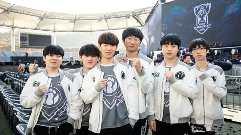 热门交叉的 热门交叉的